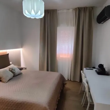 게스트하우스 Chiarina 파바라