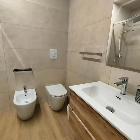 게스트하우스 Chiarina 파바라